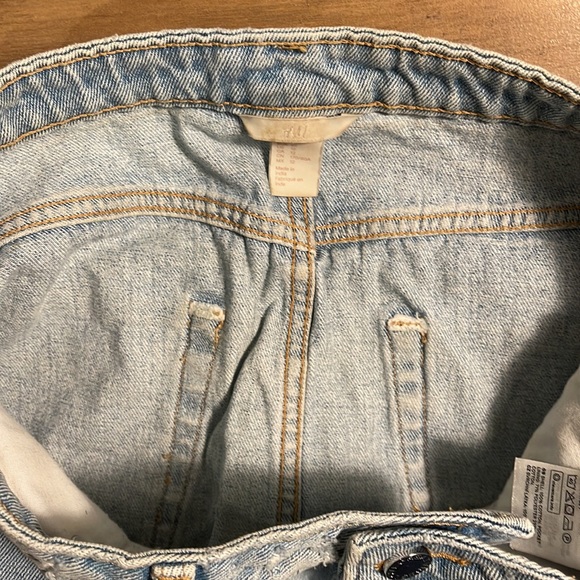 Mini ripped medium length jeans skirt from H&M - Picture 5 of 9